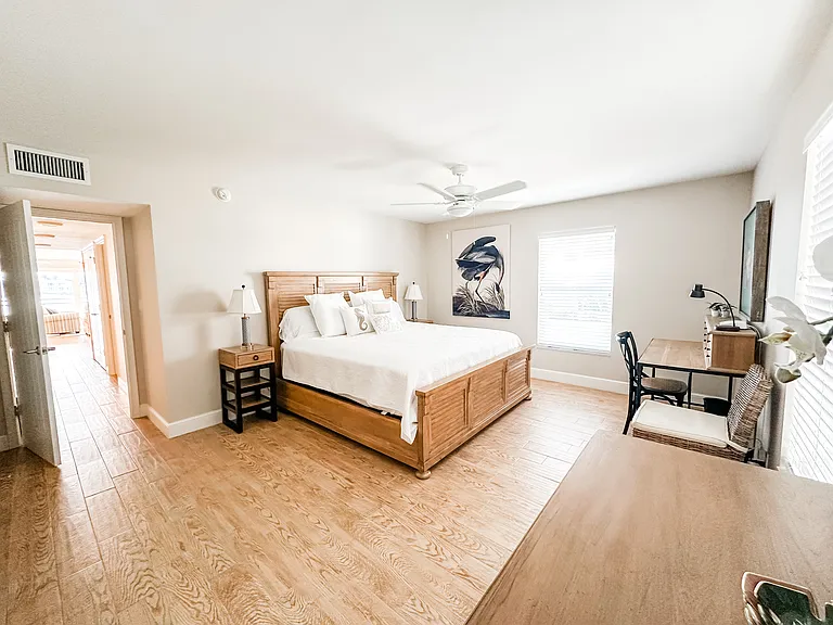 2800 Gulf Shore Blvd N #209 — Photo 8