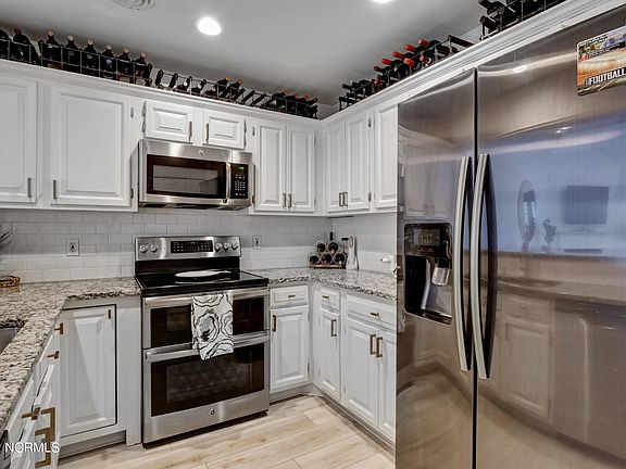 3rd image of 6211 Wrightsville Ave APT 151