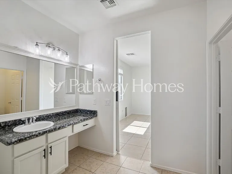 11781 W Overlin Ln — Photo 9