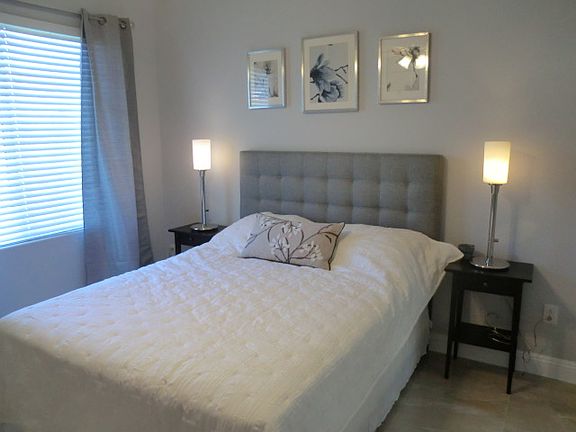 5th image of 812 Peachy Canyon Cir Unit 203