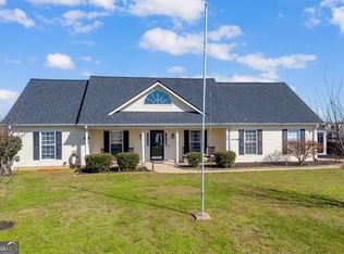 369 Kay Dr, Winder, GA 30680