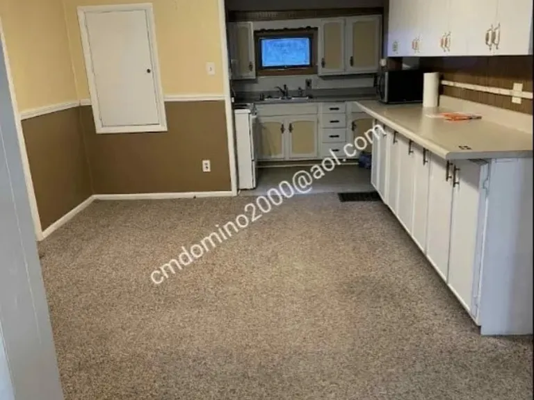 3417 S Center St — Photo 18