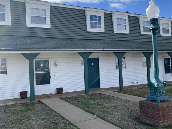 2209 Race St, Jonesboro, AR 72401