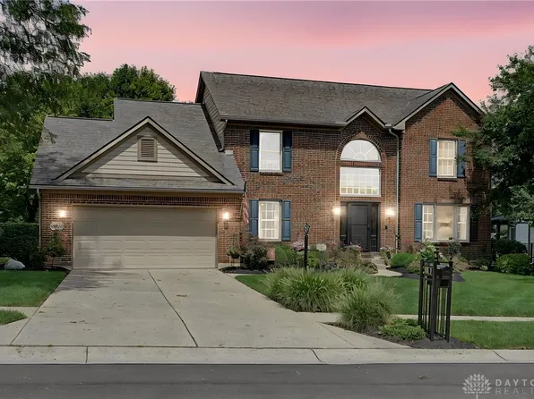 3806 Greenmeadow Ranch Ct, Bellbrook, OH 45305