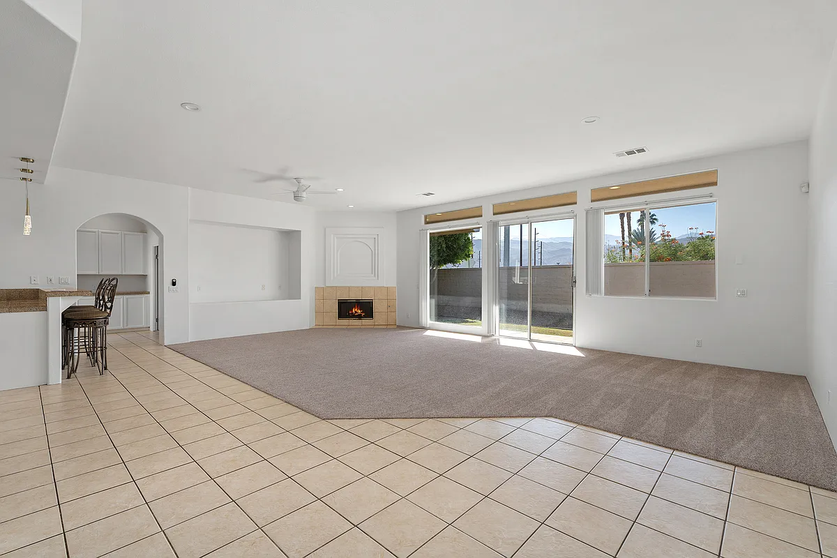 4 bed, 3.5 bath, 2633 sqft, $3,550 — Photo 4