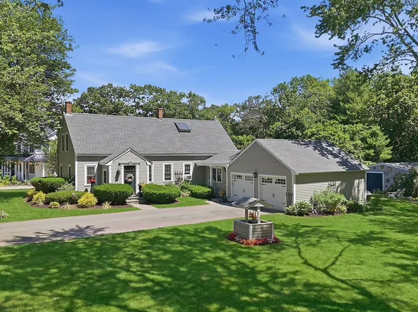 135 Newland St, Norton, MA 02766