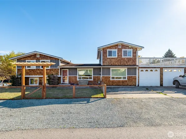 1607 B Avenue, Anacortes, WA 98221