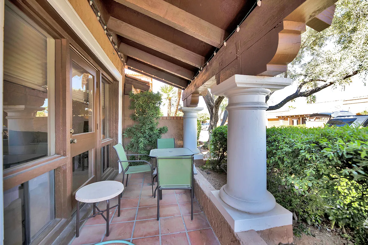 Building Photo - 8095 E Via Del Desierto