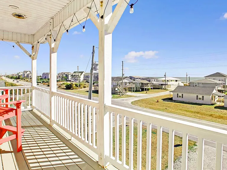 3503 Island Dr — Photo 23