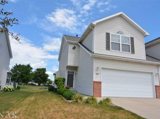 608 Wildberry Dr, Normal, IL 61761