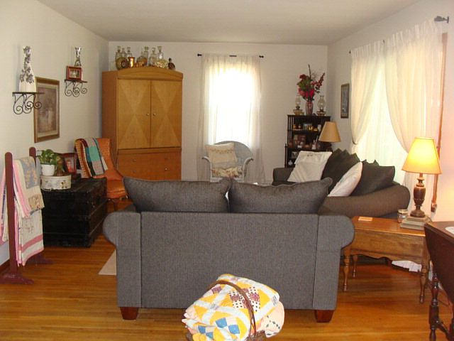 2nd image of 12 N Long St