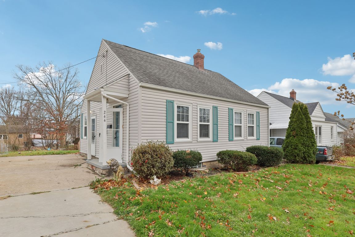 E Catawba Ave-S0112-001.jpg