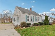 E Catawba Ave-S0112-001.jpg