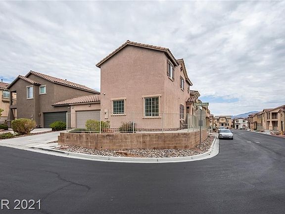 2nd image of 9828 Fountain Walk Ave