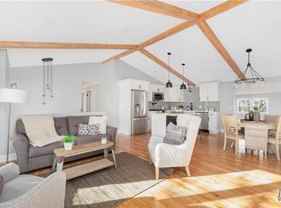 131 Alvin St, Warwick, RI 02886