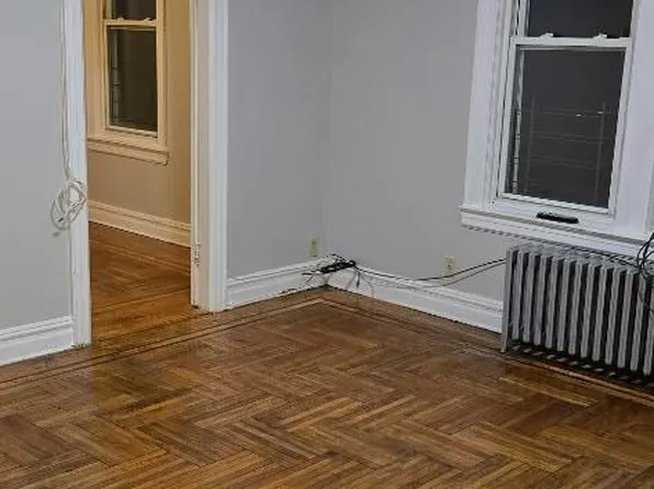 673 East 94th Street image 4 of 6