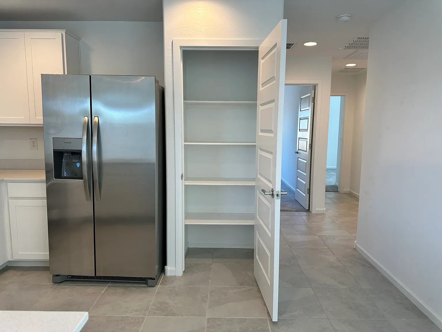 3 bed, 1177 sqft, $1,795 — Photo 4