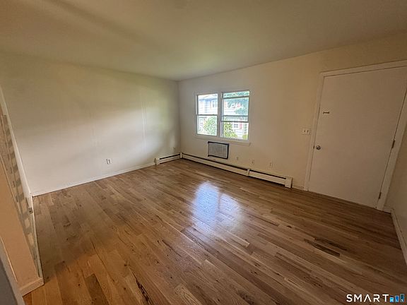 4th image of 5 Ridge Road #10