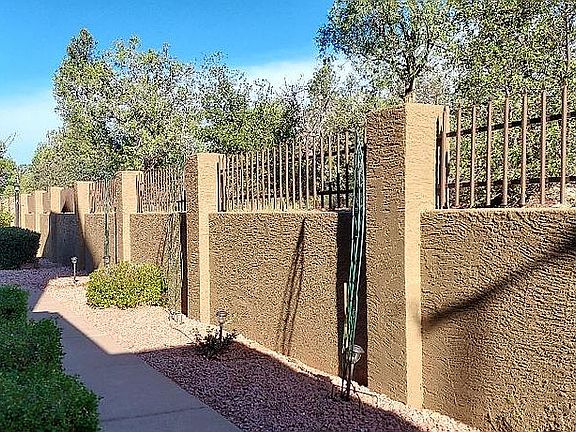 WALK UP TO FRONT DOOR