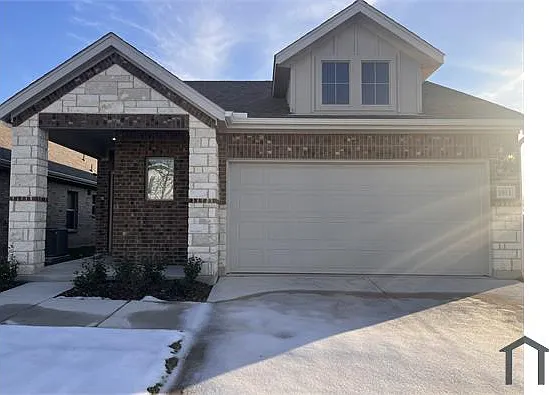 3 bed, 1533 sqft, $2,600 — Photo 2