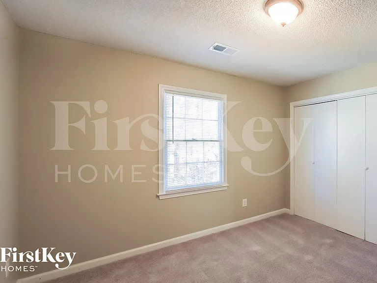 130 Whisperwood Ln NW — Photo 11