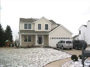 7007 Badger Dr, Canal Winchester, OH 43110