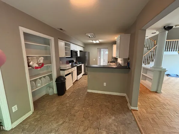 10415 Neland St, Raleigh, NC 27615