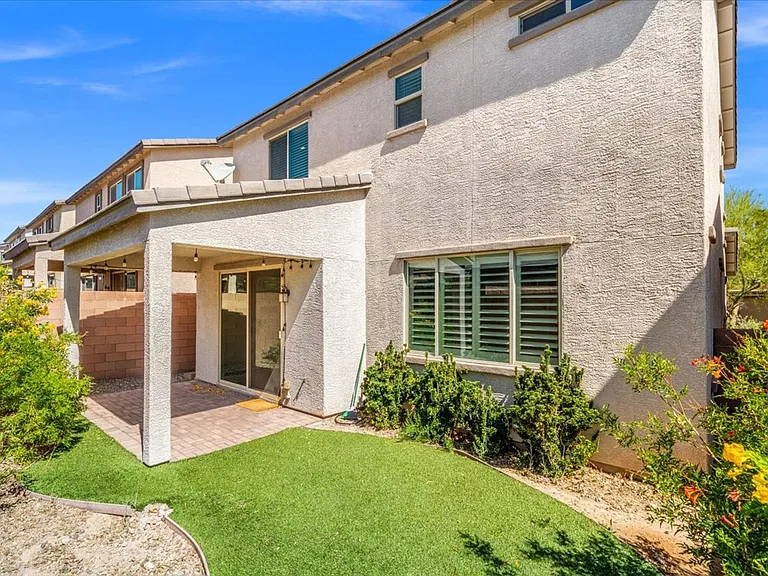 8931 Oreana Peak Ct — Photo 21