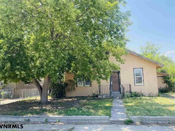 1816 10th Ave, Scottsbluff, NE 69361