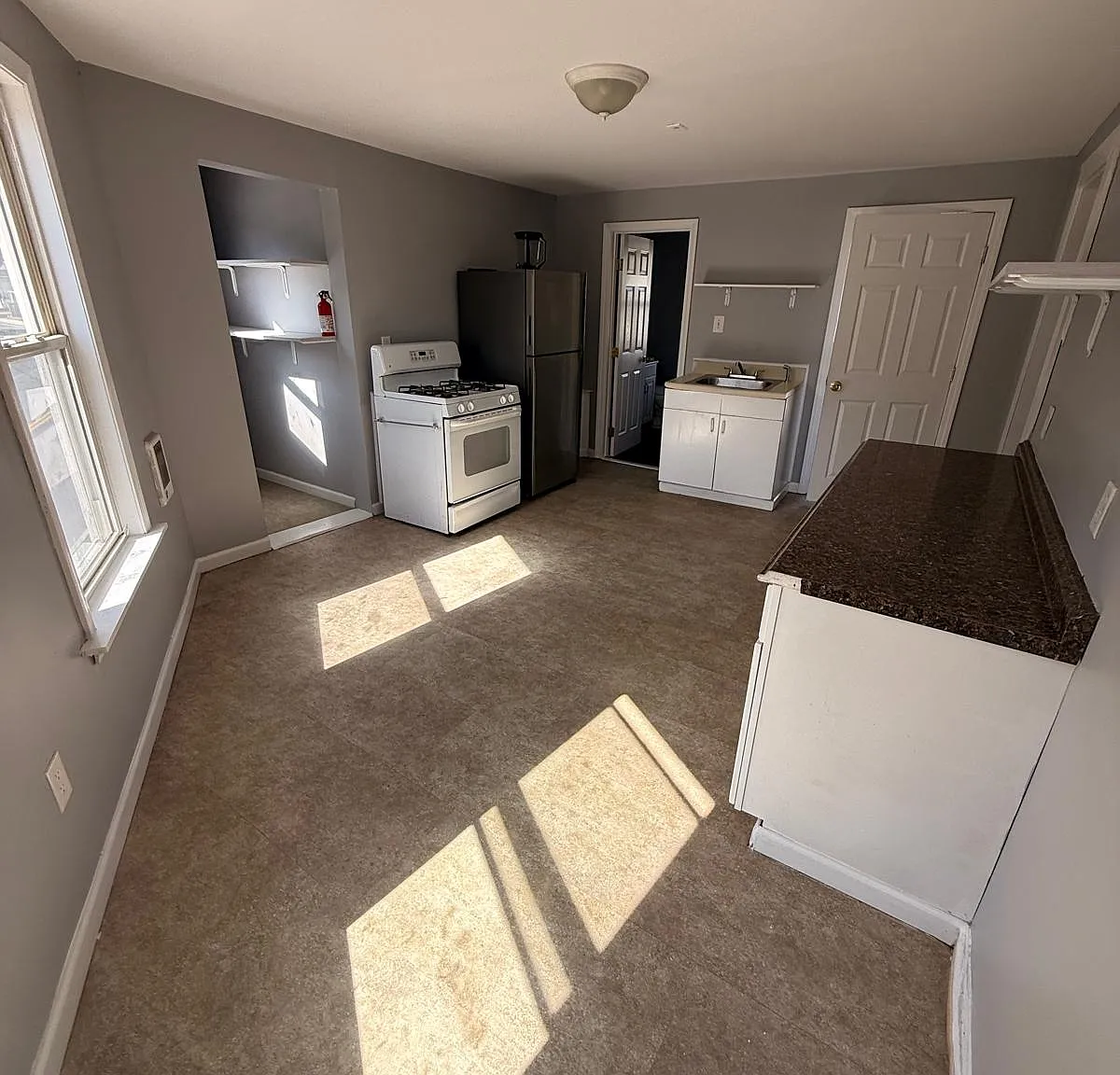 2 bed, $2,000 — Photo 2