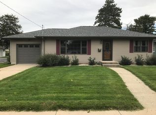 9 S Randall Ave, Janesville, WI 53545