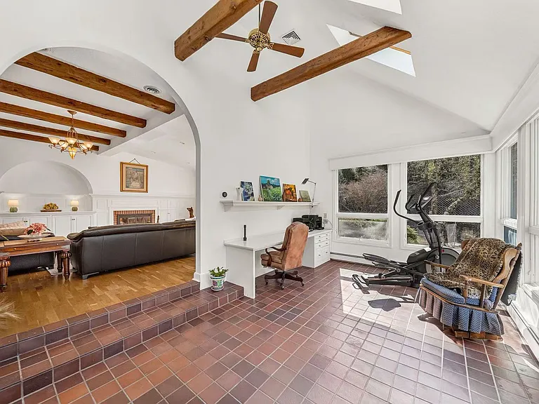 39 Kings Grant Rd — Photo 6