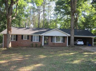 14 Tall Oaks Dr, Greenville, SC 29611