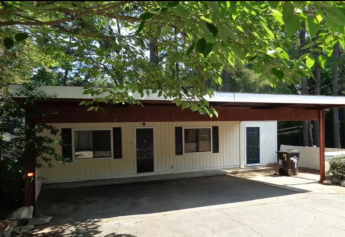 1 bed, 600 sqft, $1,100 — Photo 1