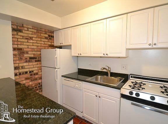 4th image of 1255 W Belden Ave #6AFRONT