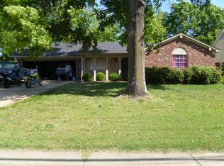 884 Rasco Rd W, Southaven, MS 38671