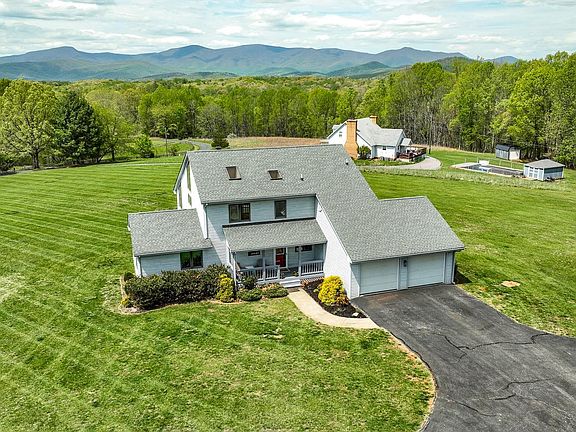 4th image of 3453 Roaring Run Rd