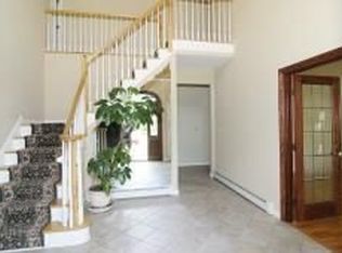 60 Terrace Rd, Wayne, NJ 07470