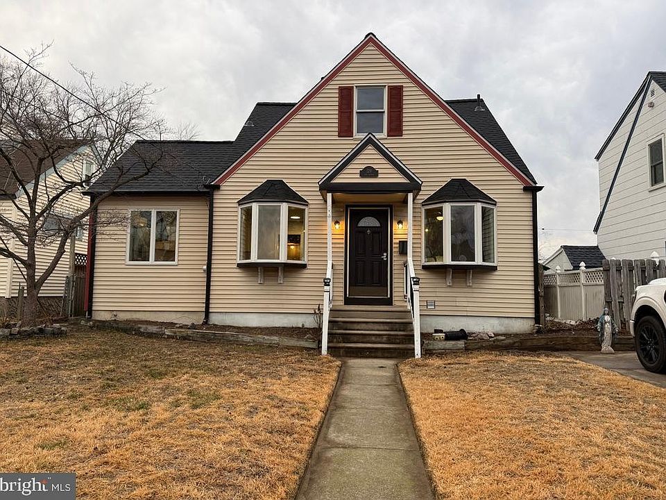 1st image of 129 Oak Ave