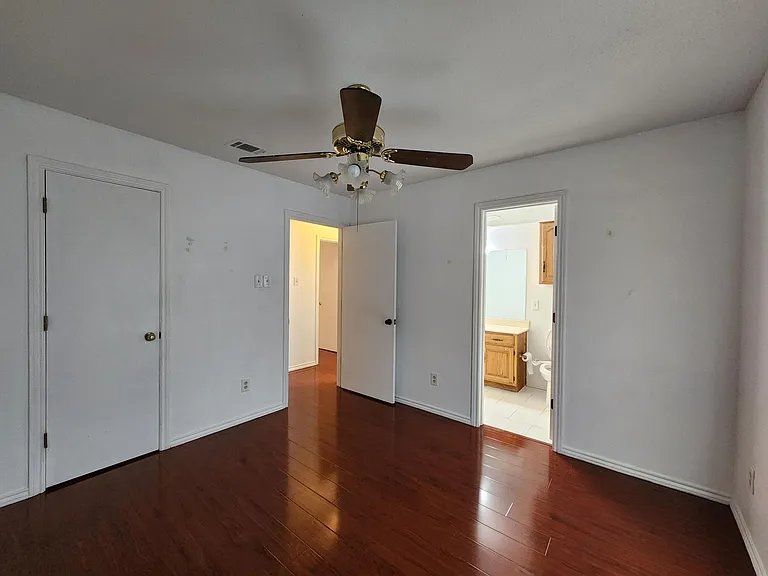 1526 Silverleaf Dr — Photo 17