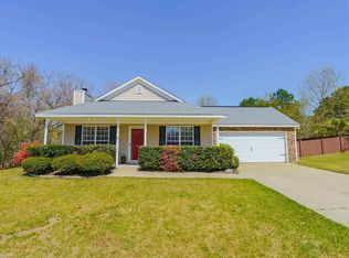 308 Chickadee Ln, Lugoff, SC 29078