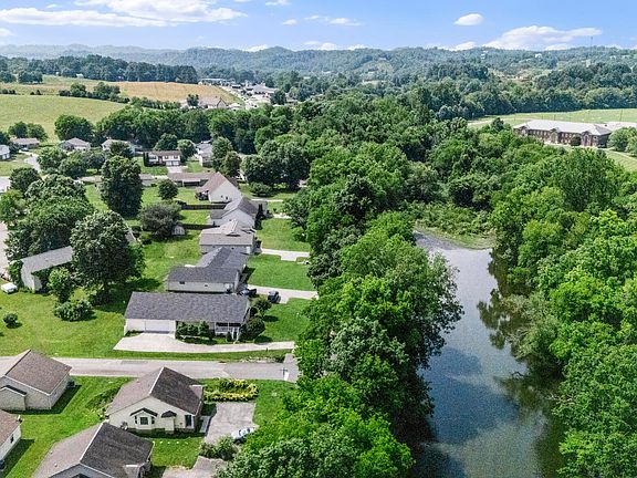 5th image of 1933 Snapp Rd
