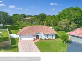 10835 NW 37th Ct, Coral Springs, FL 33065