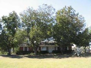 720 Railroad St, Maxwell, TX 78656