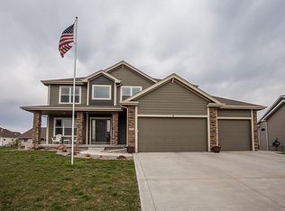1110 NW Ridge Rd, Ankeny, IA 50023