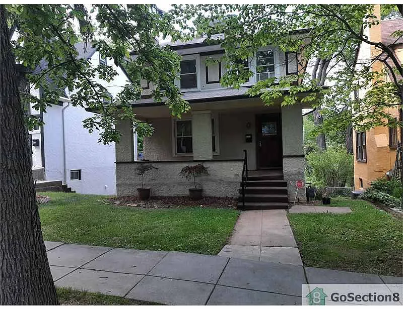 1530 Otis St NE photo 1