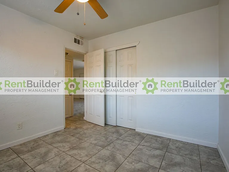 3422 Smith Ave SE — Photo 18