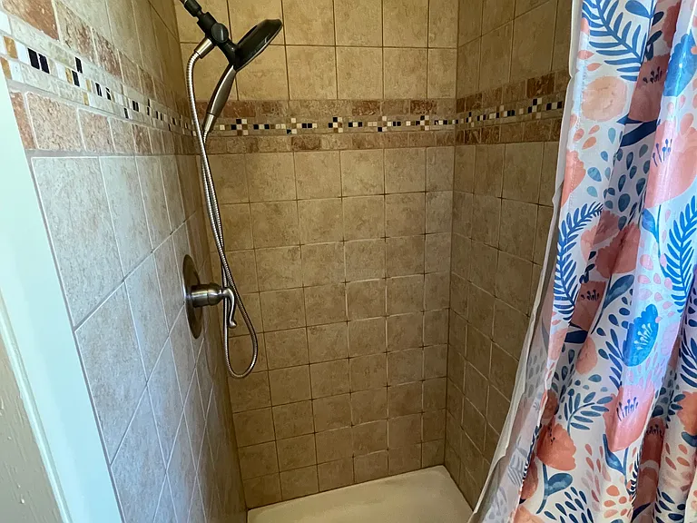 Third bedroom ensuite shower.