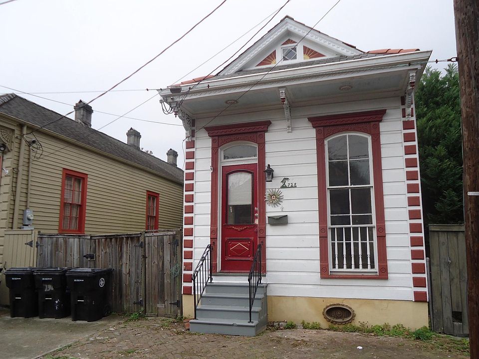 1st image of 728 Mazant St