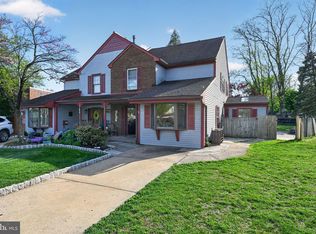 15005 Poquessing Creek Ln, Philadelphia, PA 19116